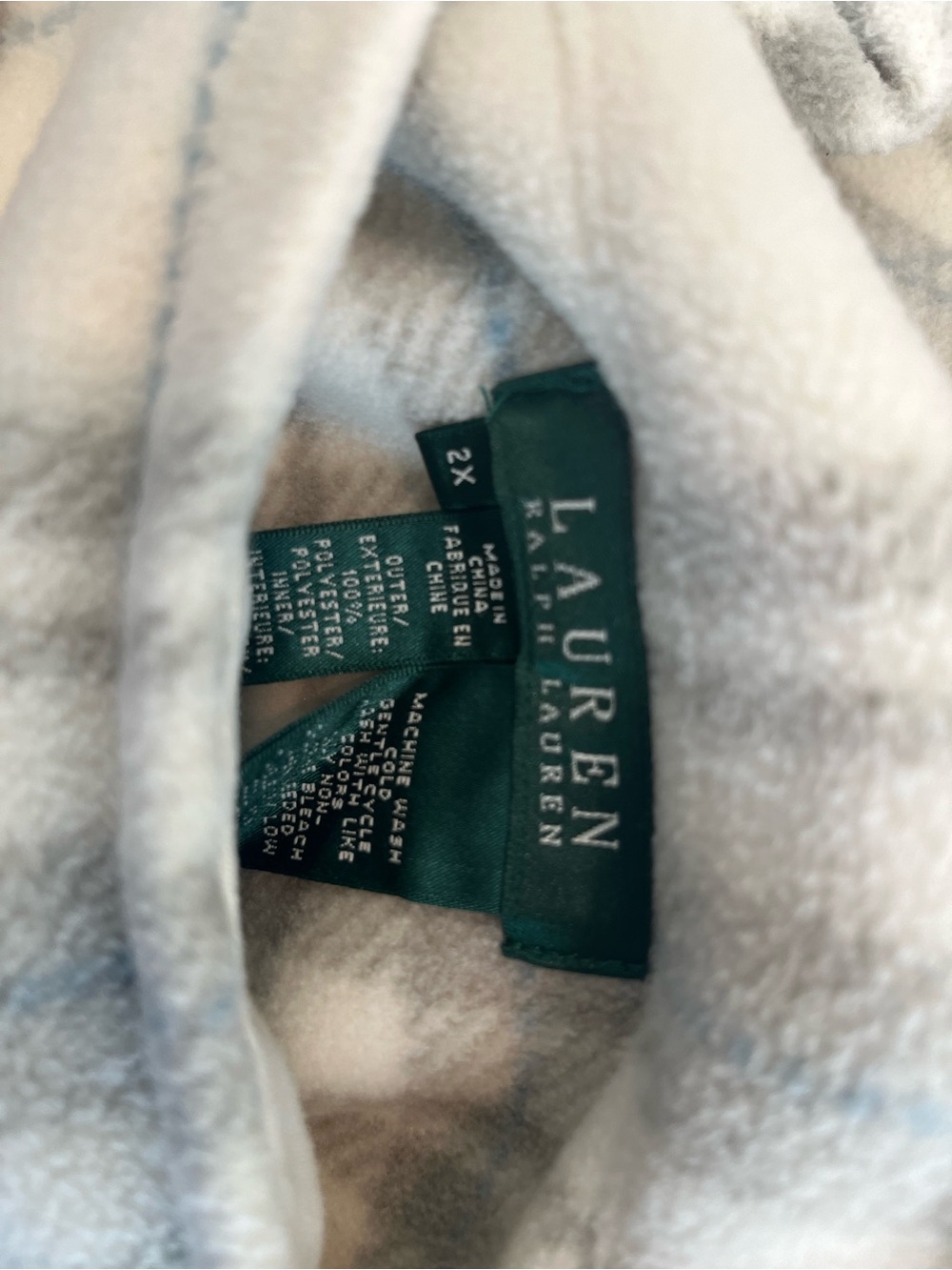 Ralph Lauren Cream Quilted Vest with Plaid Fleece Lining - Picture 7 of 7